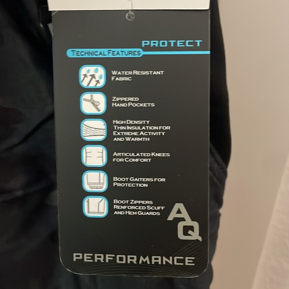 Arctic Quest Women’s Snow Bibs - Picture 4 of 5